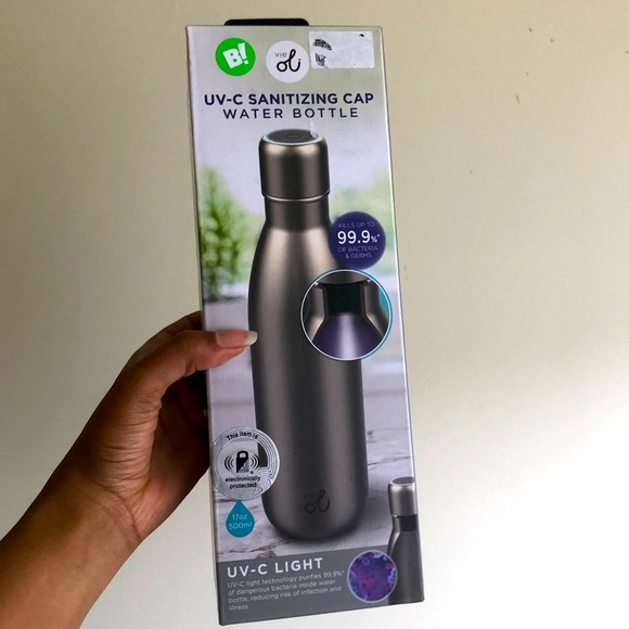 UV-C sanitizing water bottle. 17oz - Picture 1 of 5